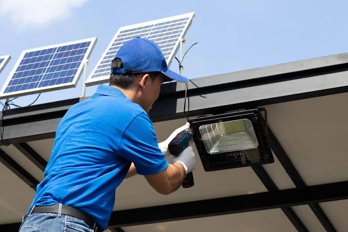 Solar Street Light Installation